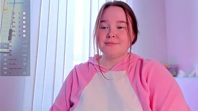 DebbieWoood's cam snapshot