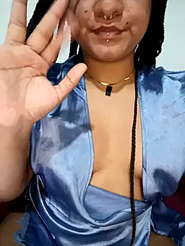 tina_tinitaa's cam snapshot