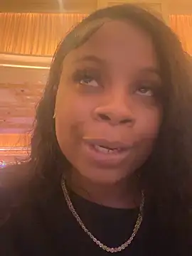 miamiworld's cam snapshot