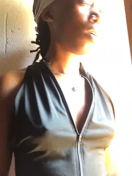 xxSexyTalia28's cam snapshot