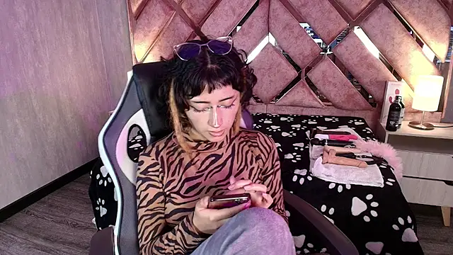 Babyyrasta666's cam snapshot