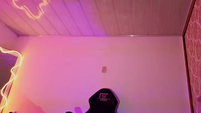 Laylafoxy_tay's cam snapshot