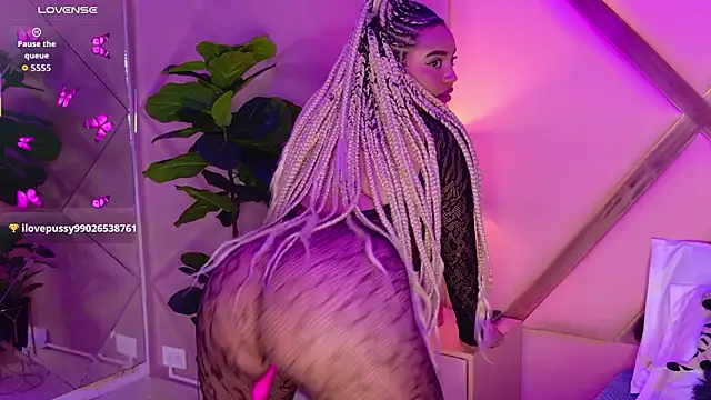 MalaikaBrown's cam snapshot