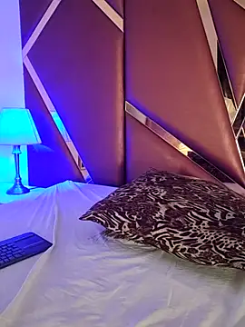 Camerondarkness live sex cam