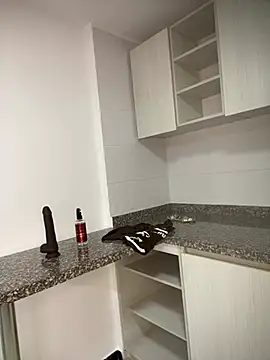 dolleyes10's cam snapshot