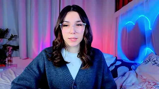 -CindyLou's cam snapshot