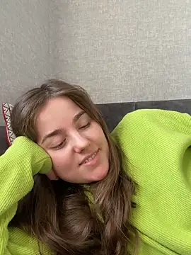 Lady_woman's cam snapshot