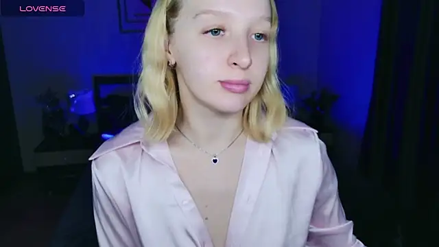 SummerPink's cam snapshot