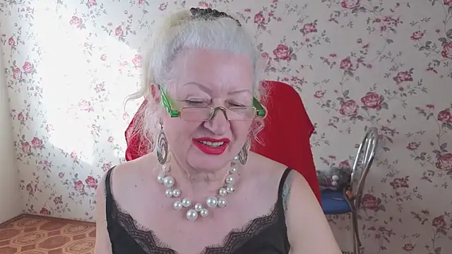 Maya_Mayflower's cam snapshot