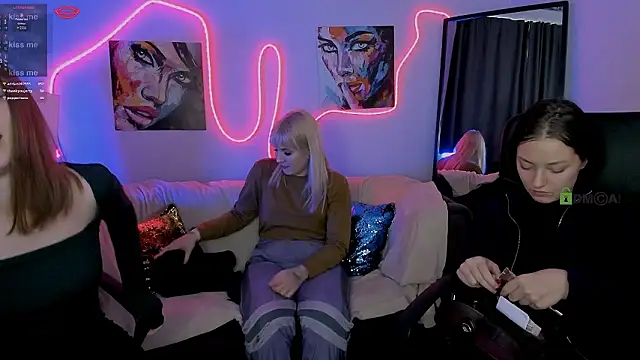 eva_smiith_'s cam snapshot