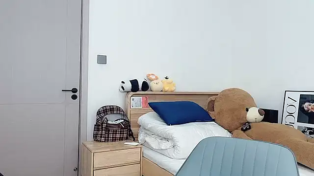 lnua-lnua's cam snapshot