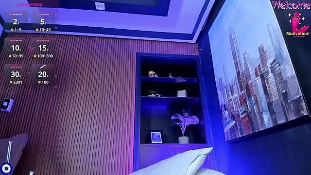 ThaliaBrookss_'s cam snapshot