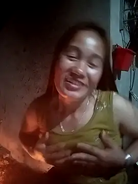 cutebobi's cam snapshot