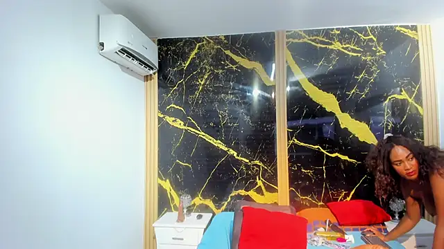 AdrianaVegga's cam snapshot