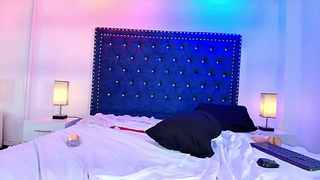 Perla_chanell's cam snapshot