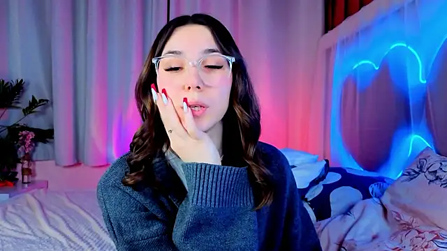 -CindyLou's cam snapshot