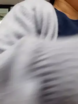 Yummykimkhae88's cam snapshot