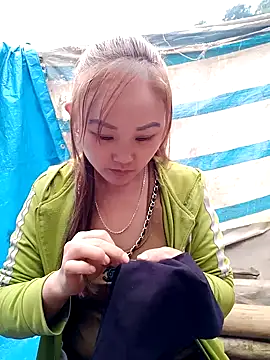 yula-bi's cam snapshot