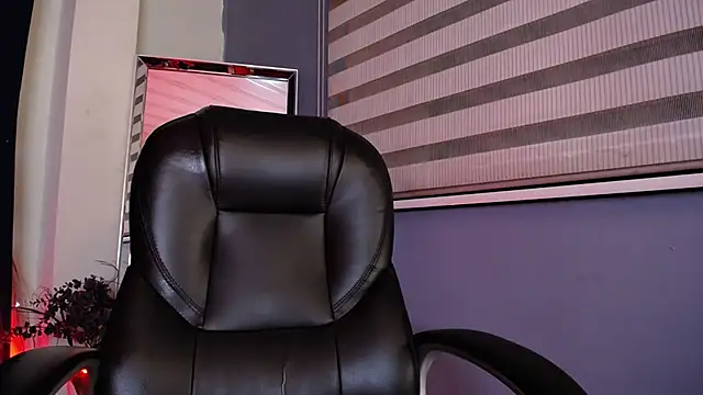 Emilyy05_'s cam snapshot