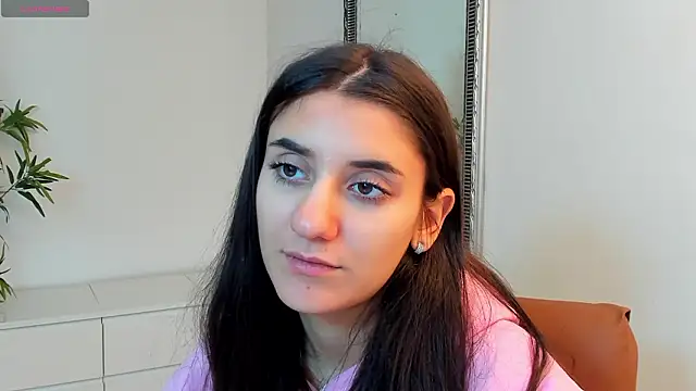 bad_dora's cam snapshot