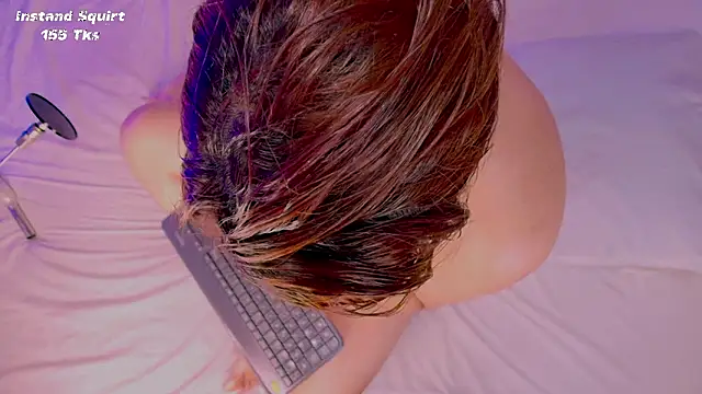 Candle__lz's cam snapshot