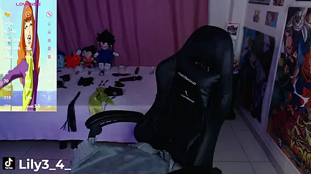 lily3_4's cam snapshot