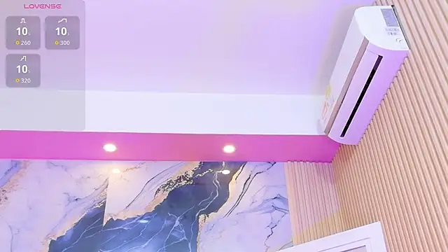 EbonyCoWorker's cam snapshot