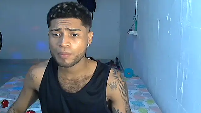 AXionX's cam snapshot