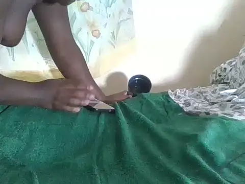 Sweet_ass20's cam snapshot