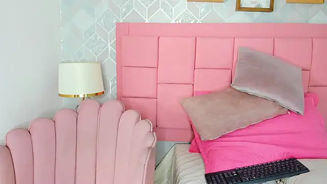 mary_joseph's cam snapshot