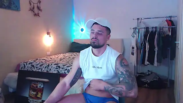 Tiberius_hunk's cam snapshot