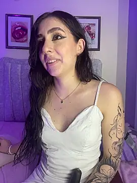 sharlot24's cam snapshot