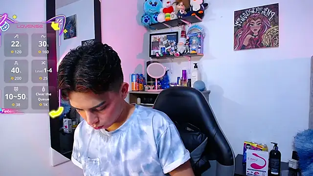 OwenBluee's cam snapshot