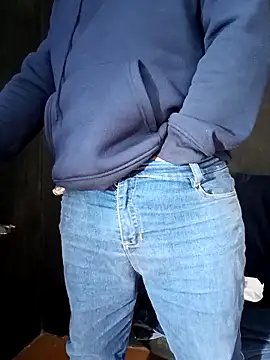 DickMasterfindom live sex cam