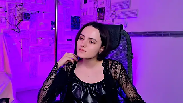 KateWillows's cam snapshot