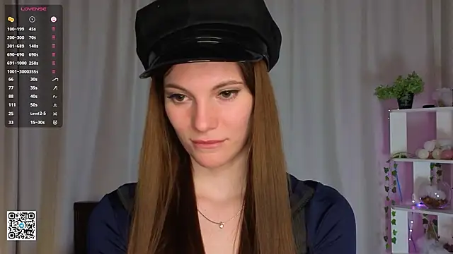 LaveraMeling live sex cam