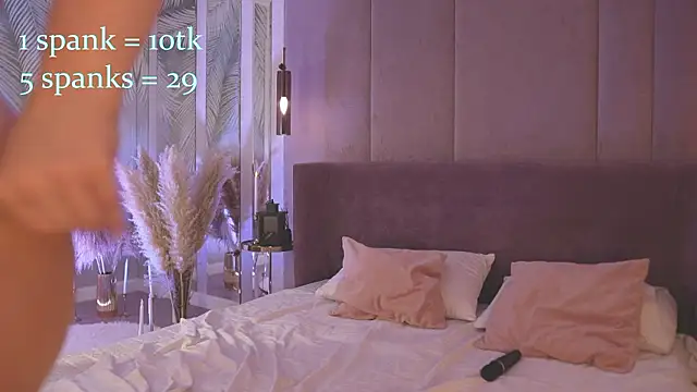 Smiley_Mia live sex cam