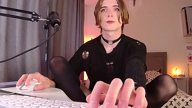 midwestemoqueen live sex cam