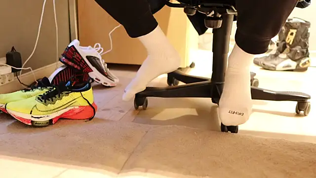 SneakerMaster_ live sex cam
