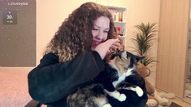 GwenSummers live sex cam