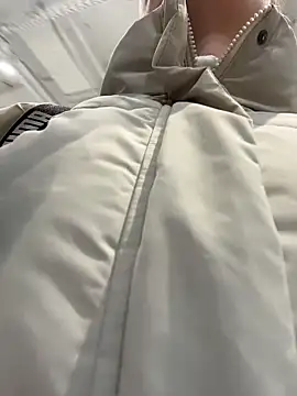 LeiaMood live sex cam