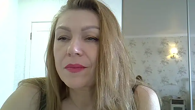 Alexandra-Rosee live sex cam