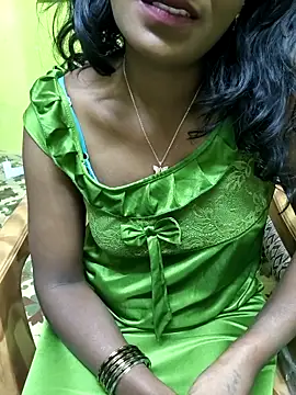 Honey_rosetamil's cam snapshot