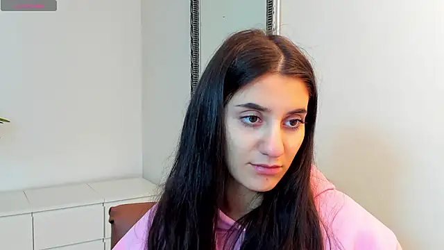 bad_dora's cam snapshot