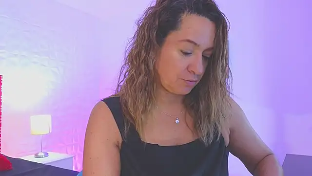 weet_Evans___'s cam snapshot