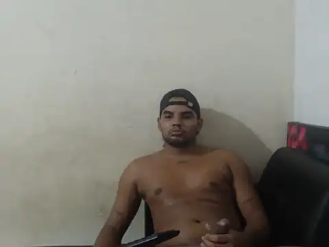 Daniel_2733 live sex cam