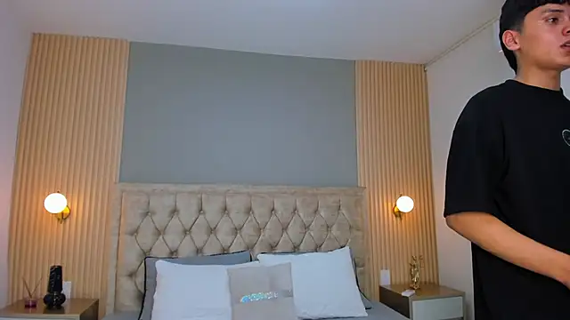 Maxii18_ live sex cam