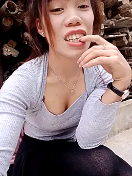 nhinhi-sexy live sex cam