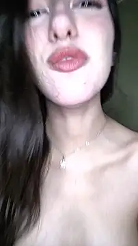 Emily-hottson's cam snapshot