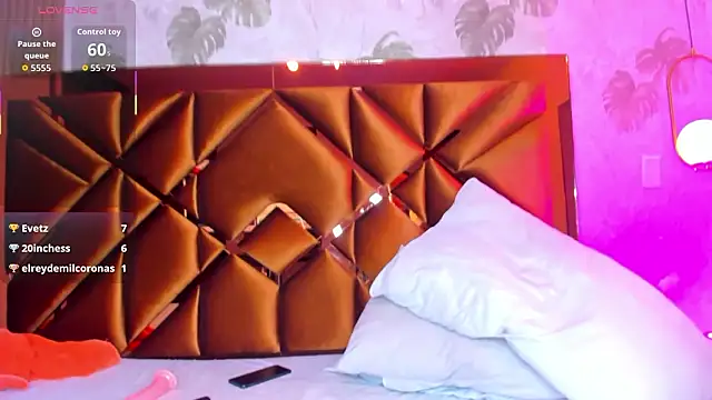 Alexa-Lynx's cam snapshot